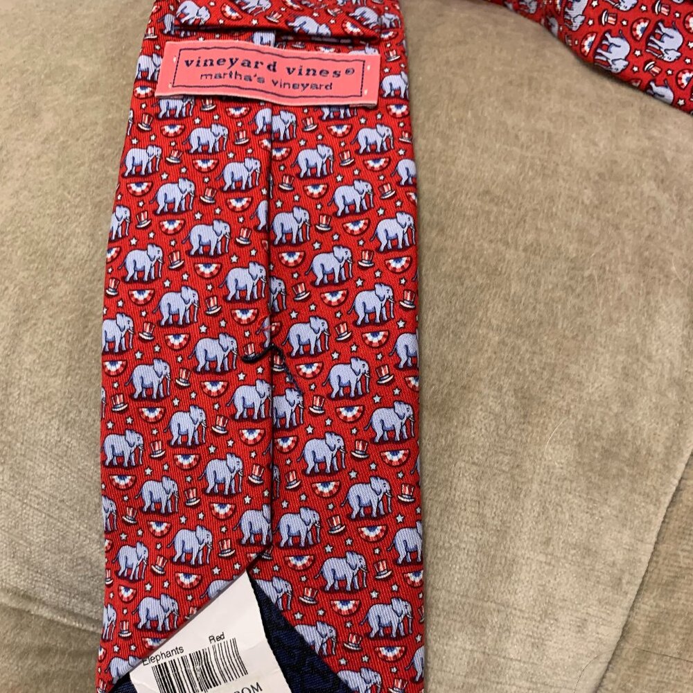 Vineyard Vines~ NWT!!~ Elephants Tie